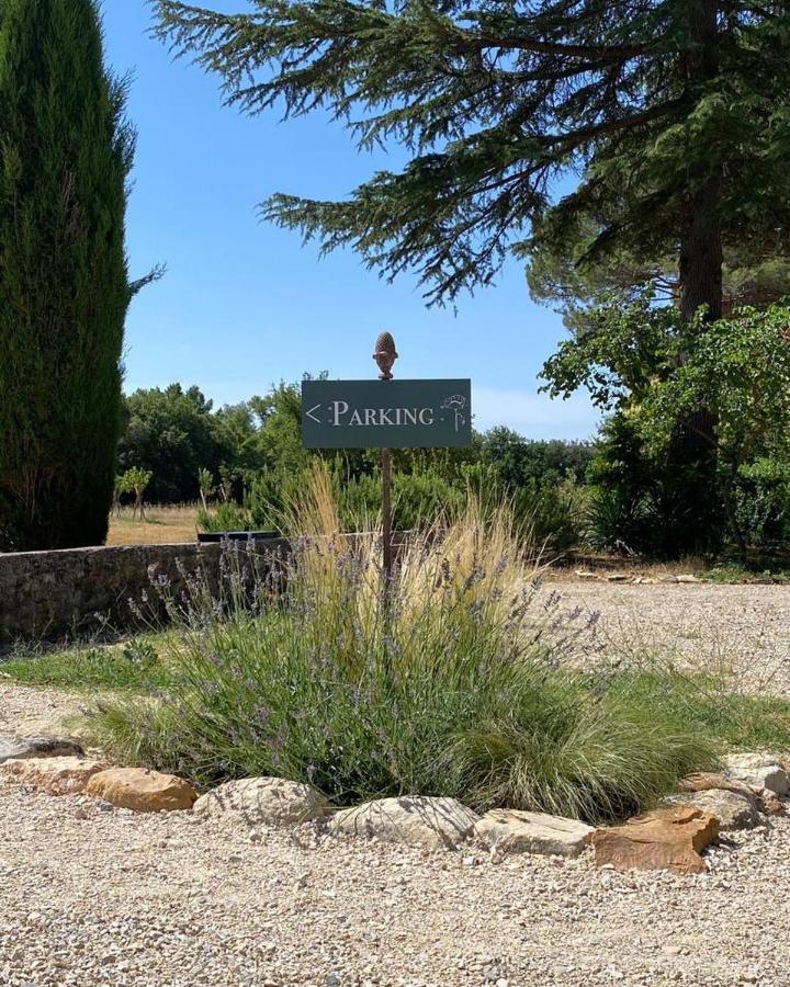 Hotel La Pavoyere Mormoiron Exterior foto
